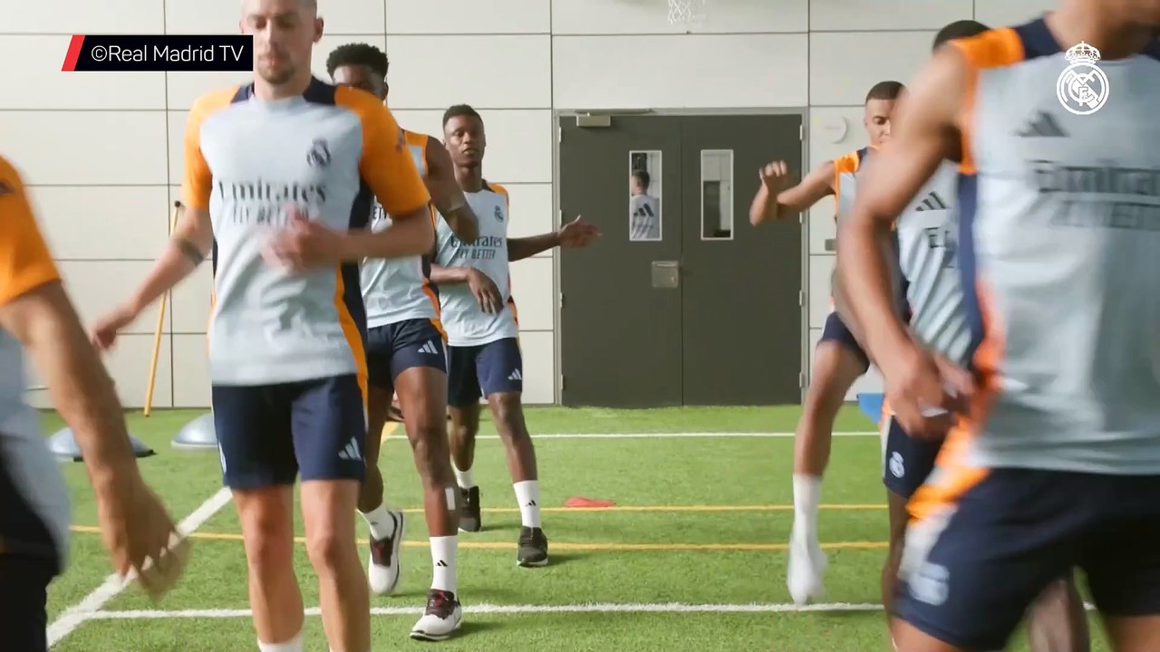 Les images du premier entraînement de Mbappé