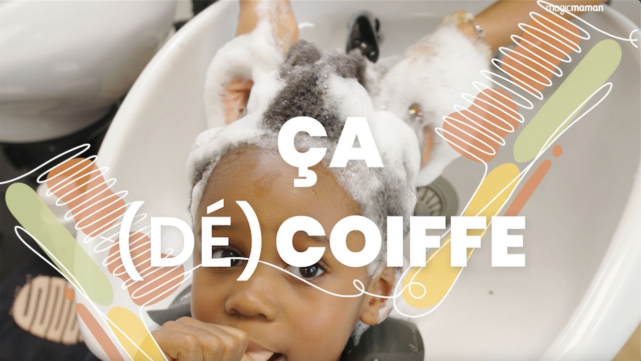 Ca (dé)coiffe : comment démêler les cheveux texturés de mon enfant ?