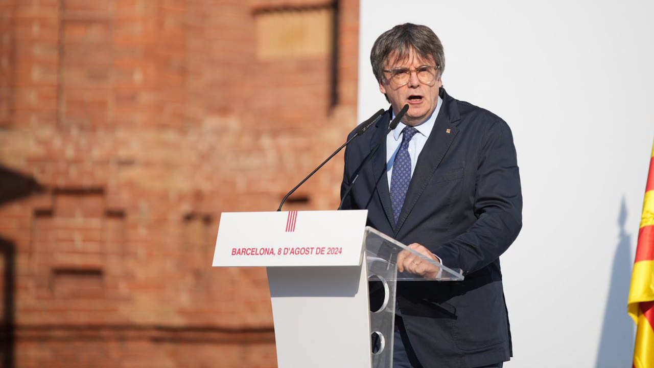VÍDEO | "Ahora estamos aquí": Puigdemont reaparece en Barcelona antes de la investidura de Illa; su discurso completo
