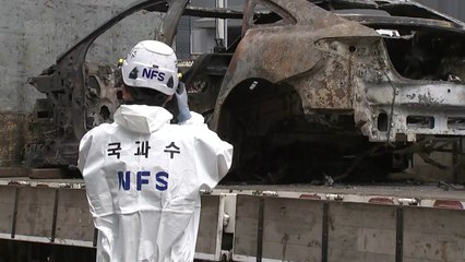 인천 전기차 화재 2차 감식...차량 배터리팩 분리 / YTN