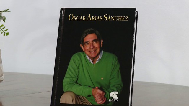 tn7-expresidente-oscar-arias-presenta-su-libro-080824