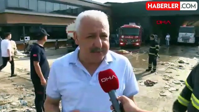 Adana'da Geri Dönüşüm Tesisi ve Mobilya Fabrikasında Yangın