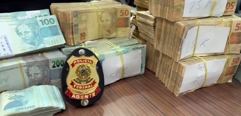 Promotor esconde R$ 1 mi em mala