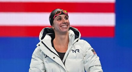 المعطف الشتوي يمنح أبطال السباحة ميزةً تنافسيةً في أولمبياد باريس 2024!