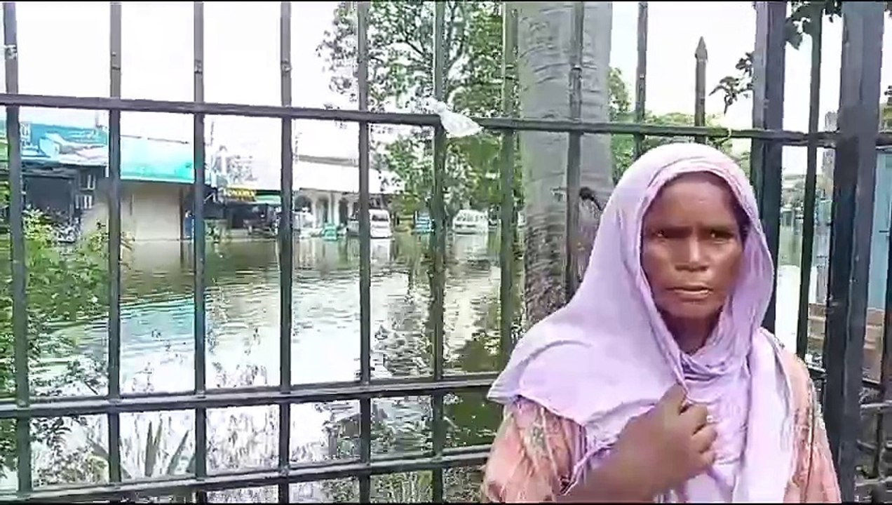 گجرات میں غریب بیوہ خاتون ضلع کونسل انتظامیہ کے ظلم کا شکار  ظہور الہی اسٹیڈیم میں سرکاری واش رومز کی موٹریں خراب واٹر اسپلائی بند کاروبار ٹھپ