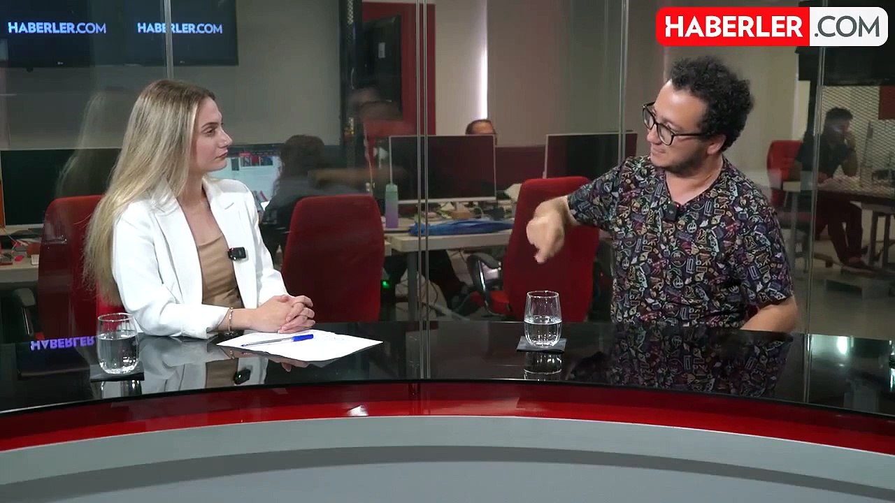 Prof. Dr. Oytun Erbaş: Cinsiyet değiştirmek popüler olduğu için özendirici