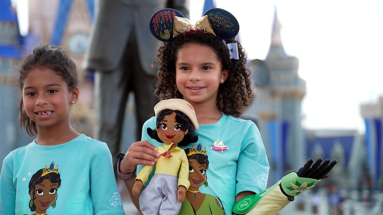 Girl born without hand gets Princess Tiana bionic arm at Disney World