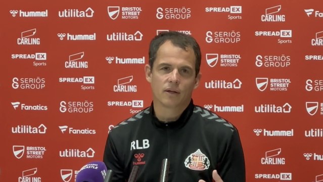 Sunderland Head Coach Régis Le Bris calls on fans for their support