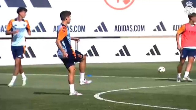 Mbappé's first day at Real Madrid: first time on the pitch, stunning dribble leaves fans in awe