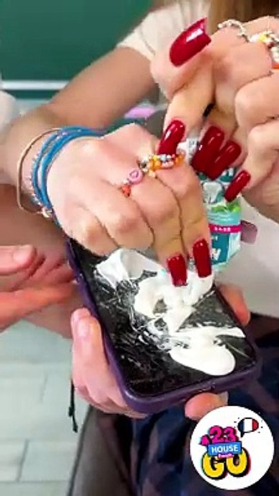 C'est la farce la plus folle que vous ayez jamais vue !  Ne refaites jamais ça !