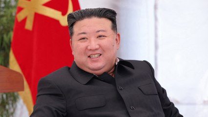 GALA VIDEO - Kim Jong Un : obésité, cigarettes… Pourquoi sa mauvaise santé refait parler