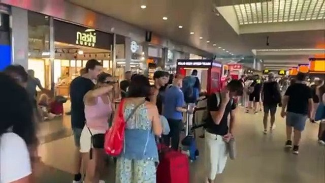 Alta velocità, caos alla stazione Termini per il blocco della circolazione fra Roma e Napoli. Disagi anche verso Milano