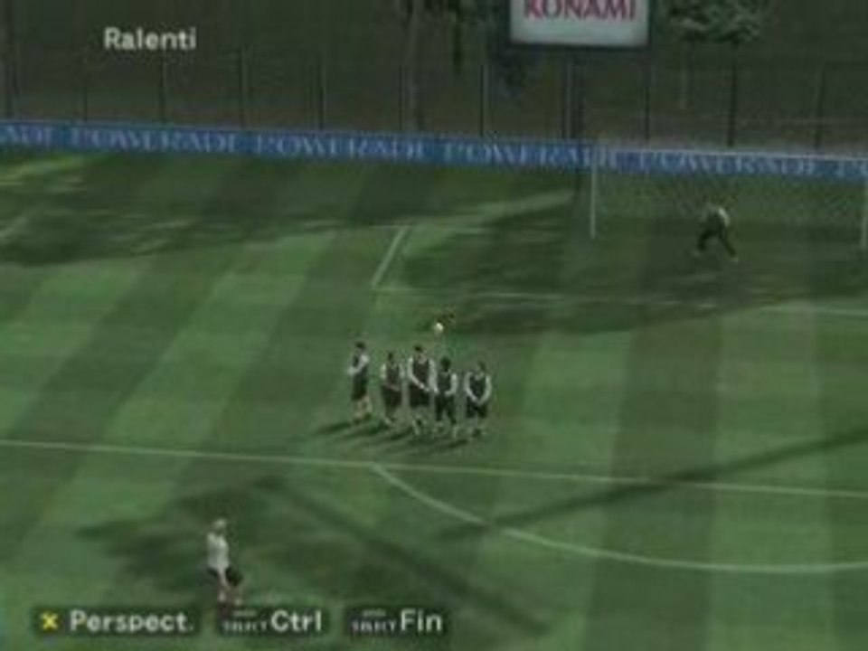 Reprise de volée de C.Ronaldo...en entrainement