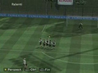 Reprise de volée de C.Ronaldo...en entrainement