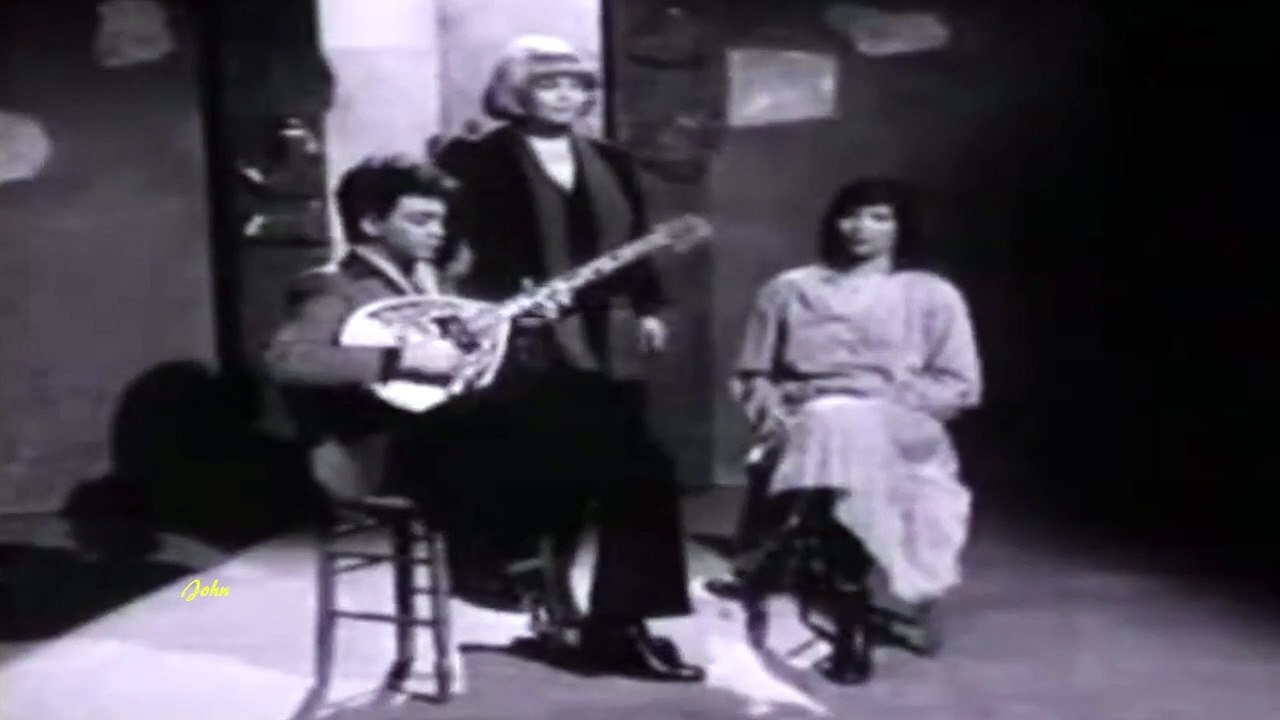 Όσο βαριά ειν΄ τα σίδερα - Ρίτα Σακελλαρίου & Κατερίνα Στανίση (Video Live 1977)