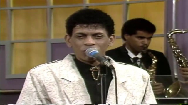 Los Hermanos Rosario - Vengo Acabando - Micky Suero Videos Salsa/Merengues Clasicos