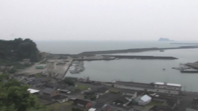 일본 미야자키현 규모 7.1 지진... 쓰나미 주의보 / YTN