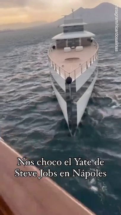 Mexican billionaire's megayacht hit boat owned by Steve Jobs' widow