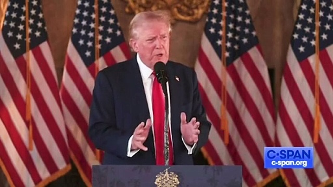 Trump compares his crowd sizes to MLK and slams Kamala's crowds