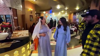 Khane Ki Table Hawa Mein Udd Gai  _ Dinner In The Sky In Dubai (720P_HD)