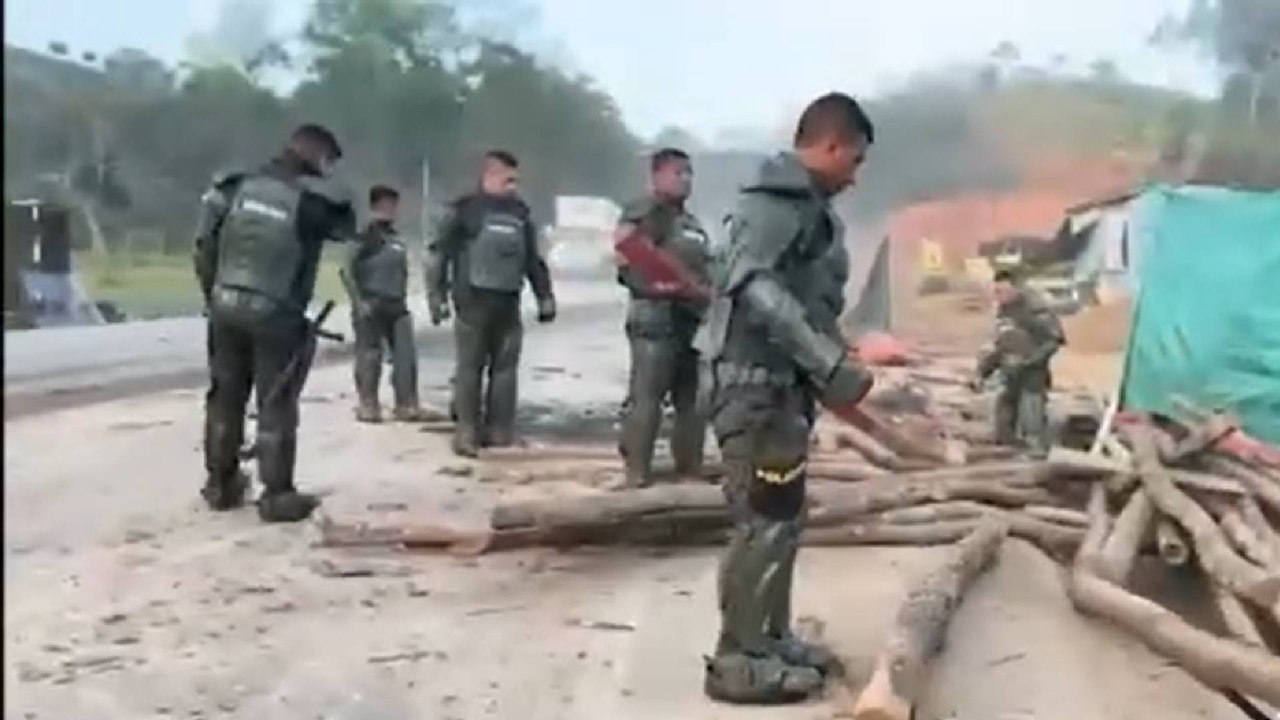 Tras más de 20 horas de bloqueo, autoridades recuperaron control de la Vía Panamericana