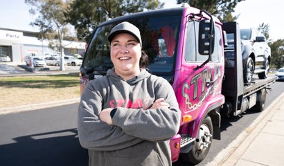 Meet Ally Sweeney - Canberra's  trailblazing tow truck driver