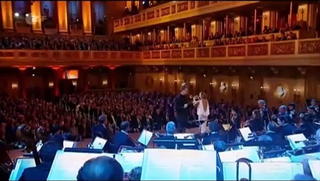 Hummel: Mandolin Concerto Trumpet Concerto in E Major, WoO 1, S. 49: III. Rondò - Minore - Maggiore (Live) - Howard Shelley, London Mozart Players, Urban Agnas Feat. Alison Balsom