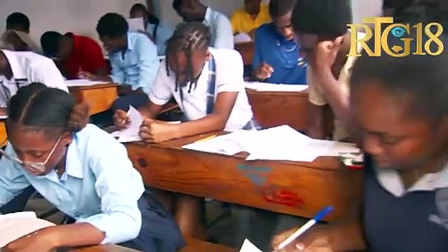 Dènye jounen egzamen bakaloreya yo nan sant ''Collège Frère Décoste''