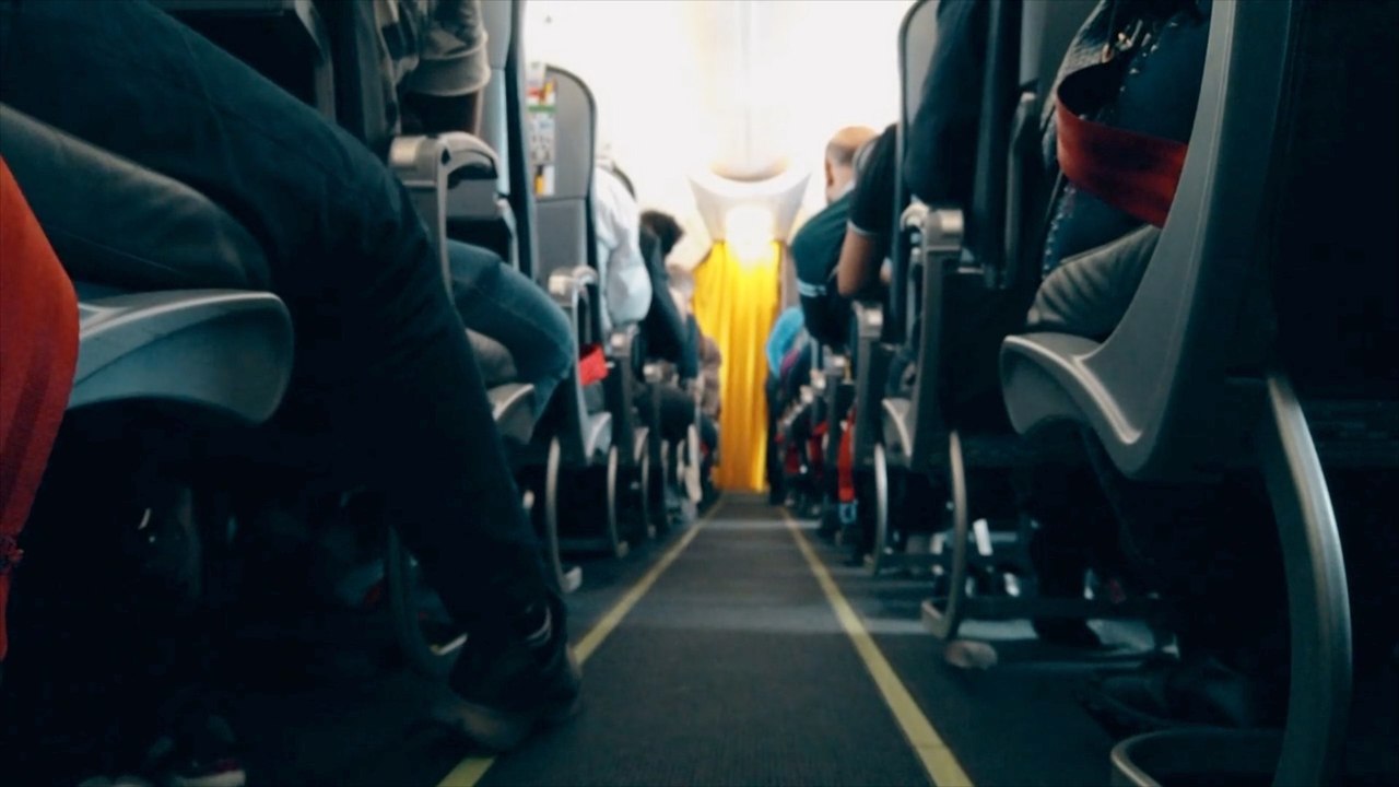 Airplane Etiquette: The Seat in Front Is Off-Limits