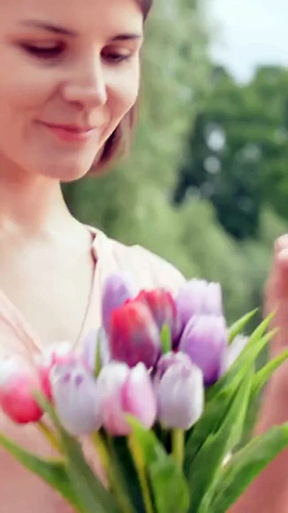 Mindfulness and Food Cravings Eating Mindfully