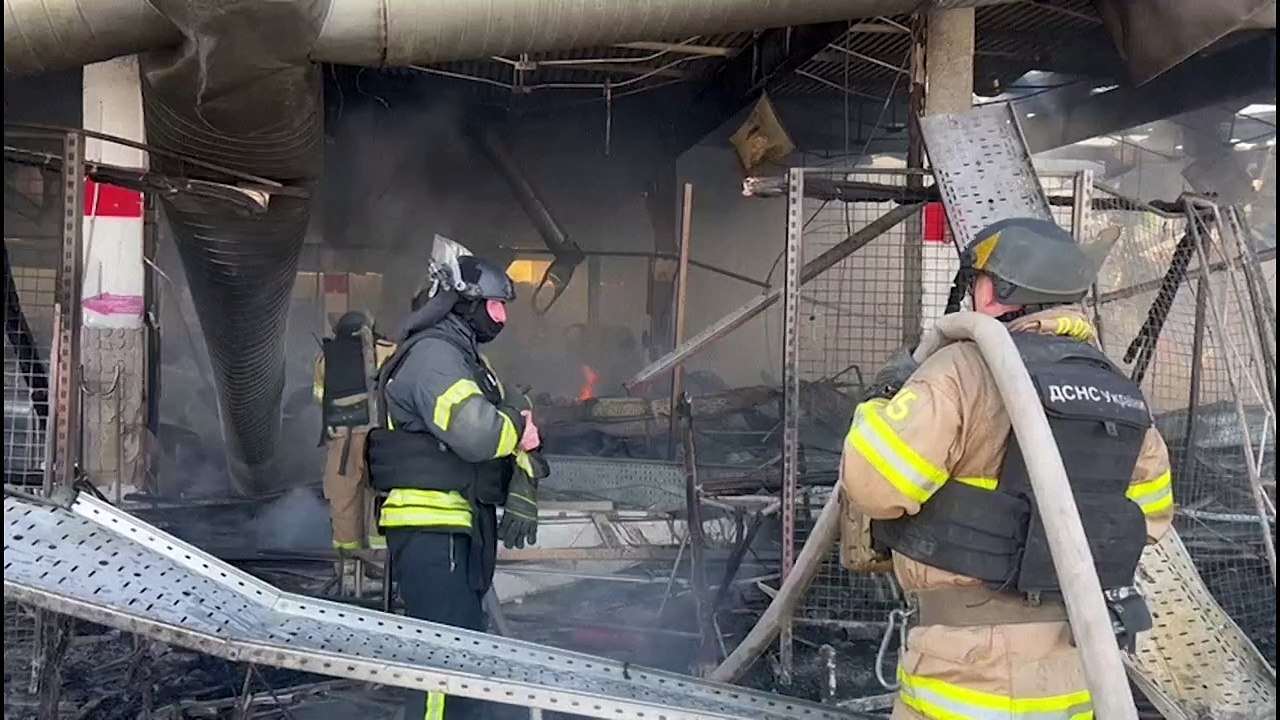 Tote bei russischem Angriff auf Supermarkt in Ostukraine