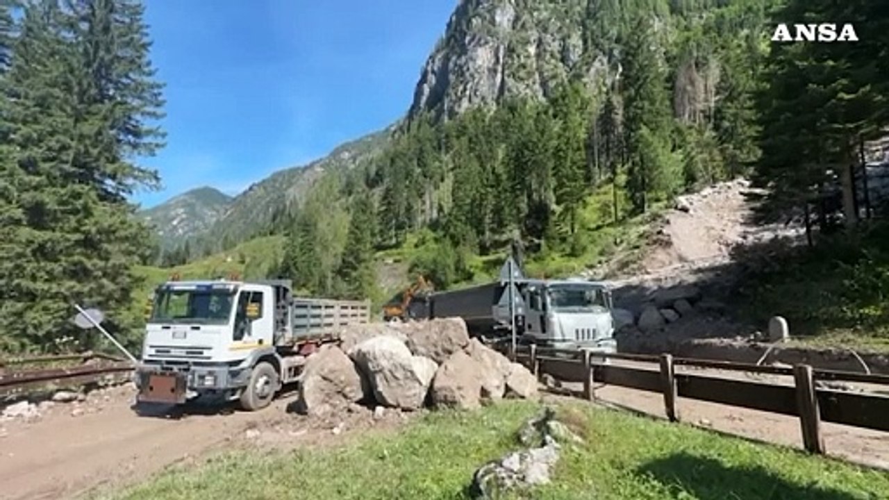 Maltempo: due frane tra Friuli-Venezia Giulia e Veneto, strade interrotte