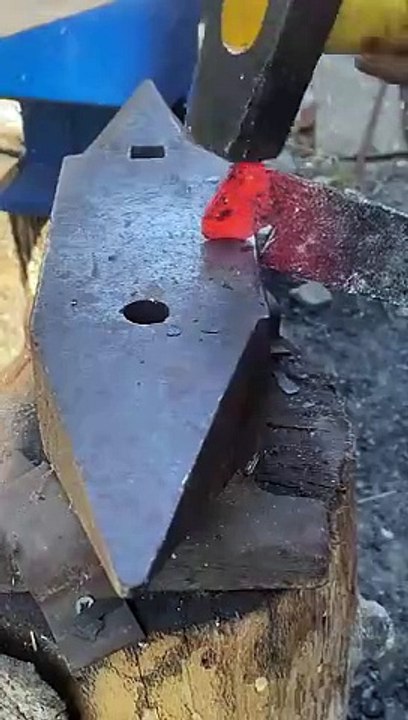 Making_super_sharp_Chef_s_Knife