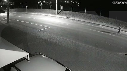 Criminosos são flagrados praticando furto em empresa no Brasmadeira