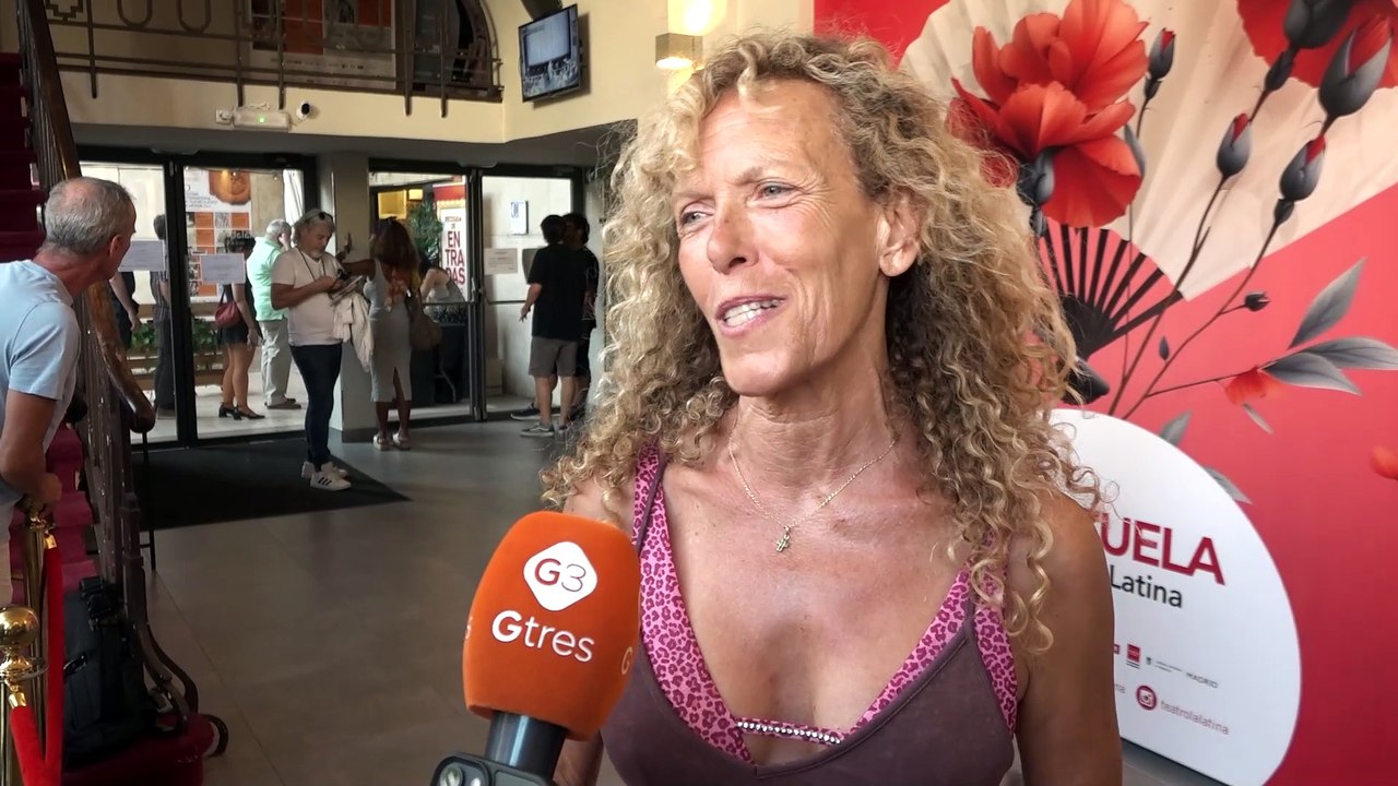 Carme Conesa, amiga de Antonio Banderas, se pronuncia sobre su ofrecimiento a Isabel Pantoja