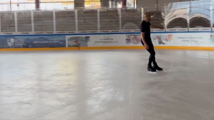 Triple salchow attempt ends in injury as the skater falls on his head