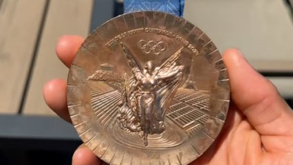 Un skateur américain se plaint de la qualité de sa médaille de bronze ds JO Paris 2024