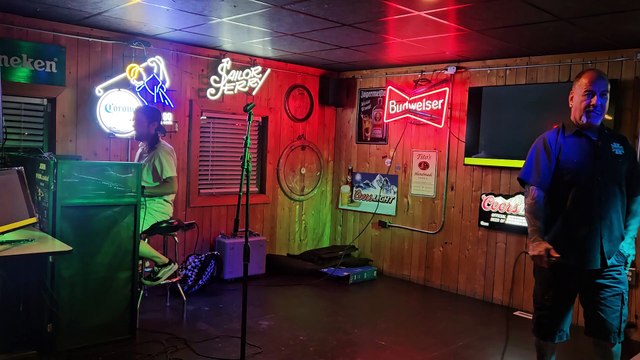 AC/DC - FOR THOSE ABOUT TO ROCK (PERFORMED AT SCOREZ)