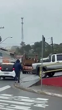 Em Vinhedo (SP): queda do avião da VoePass circula nas redes sociais