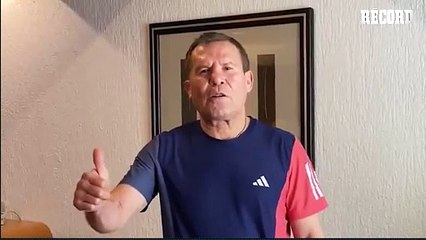 Julio César Chávez felicita a Marco Verde por su medalla de Plata en París 2024