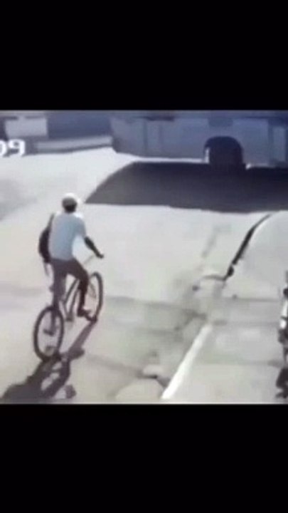 Try not to laugh broken cycle