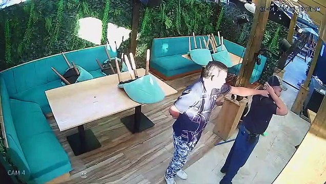 Ladrones someten a empleados de restaurante en La Ceiba