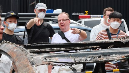 벤츠코리아, 인천 전기차 화재 피해 주민에 45억 원 지원 / YTN