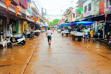 Video : मेघ गर्जना के साथ फिर जमकर बरसी काली घटाएं