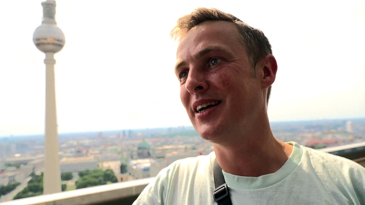 Europas höchste schaukel in berlin: "wie fliegen"