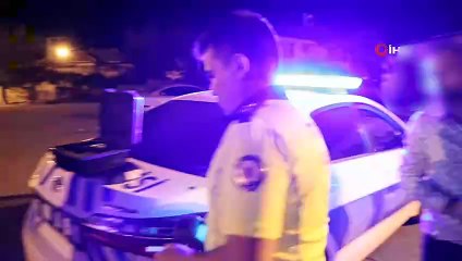 Direksiyonda polise alkollü yakalanan müzisyen: Zaten meşhurum çek