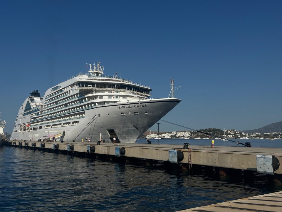 Bodrum'a kruvaziyer akını devam ediyor