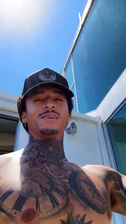 JO - Le médaillé de bronze en skateboard street, Nyjah Huston, critique la qualité des médailles : "Elles ne sont visiblement pas d'aussi bonne qualité !" - Regardez