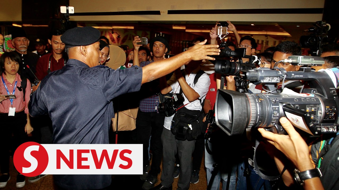 Journalists have the right to protect their sources, says Fahmi