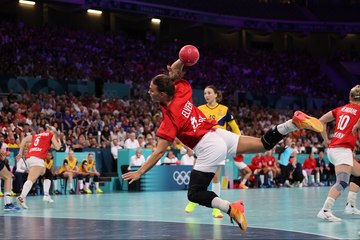 الدنمارك تحرز برونزية كرة اليد للسيدات